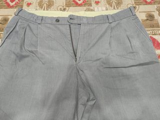 Pantaloni eleganti grigi