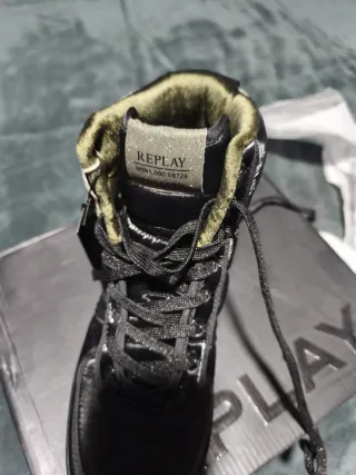 Botas Replay negras y verde oliva