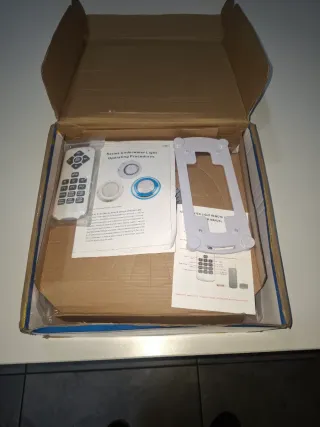 Luce LED per piscina con telecomando