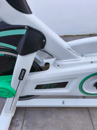 Bicicleta Spinning Cecotec Blanca y Verde