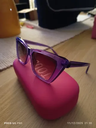 Gafas de Sol TOUS Morado y Gris STOB82 0916