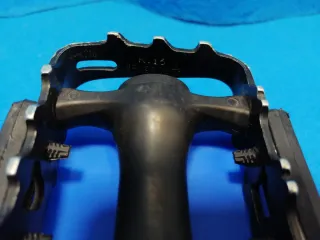 Pedales de bicicleta negros