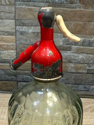 Sifón antiguo de Santa Coloma COLOMENSE