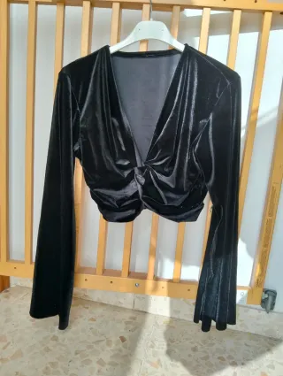 Conjunto Terciopelo Negro Falda y Top