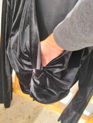 Conjunto Terciopelo Negro Falda y Top