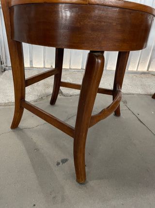 Juego de 4 sillas de madera antigua