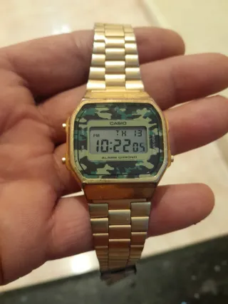 Reloj Casio Dorado Camuflaje