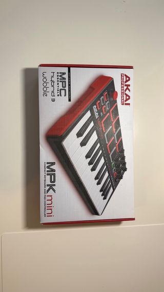 AKAI MPK mini Controlador Teclado y Pads