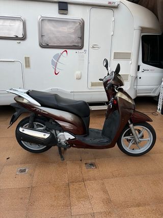 Honda SH300i – Revisada y lista