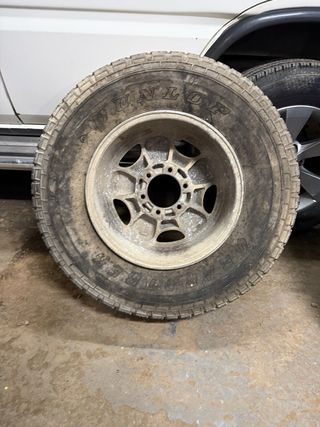 Llanta Dunlop Grandtrek