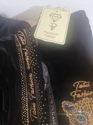 Conjunto TATOO FASHION Negro  con pedrería dorada