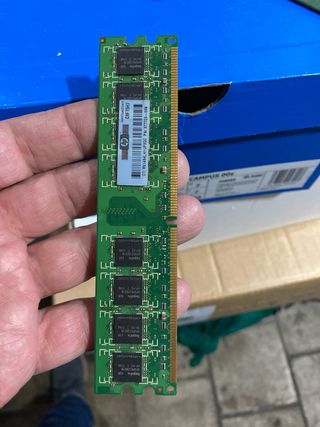 RAM Hynix 1GB PC2-5300U-555-12