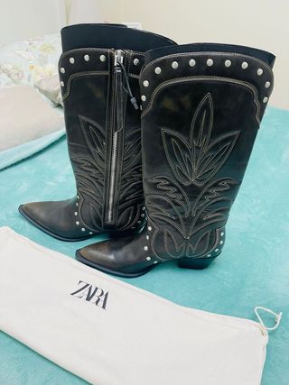Botas cowboy Zara tachuelas nuevas