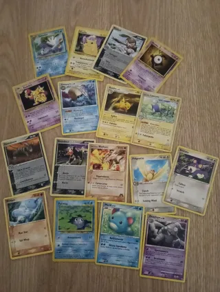 Lotto 187 Carte Pokemon Miste