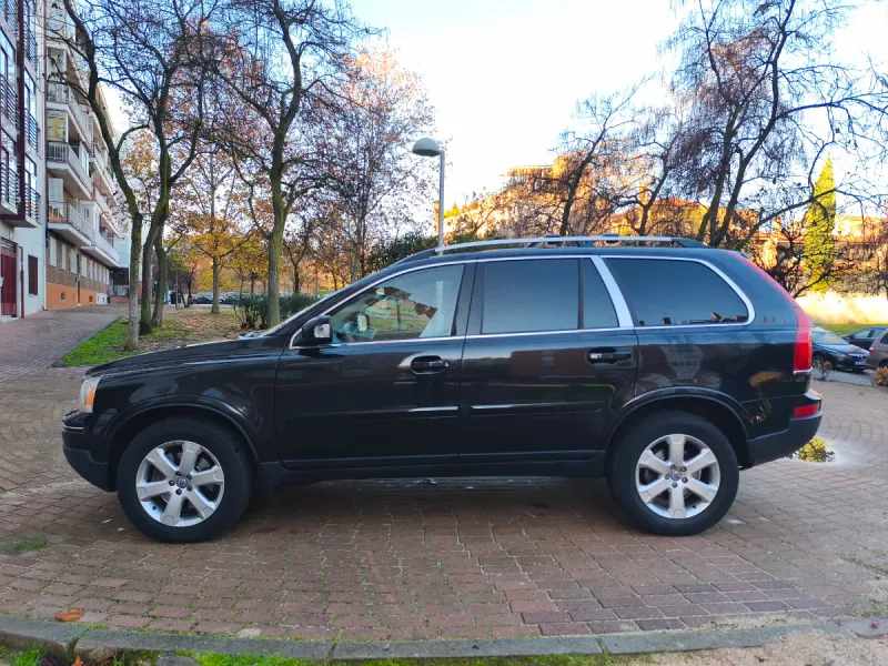 Volvo XC90 2010, foto 3