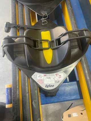 Portaesquís magnético Igloo