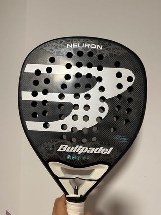 Vendo/ Cambio Bullpadel Neuron Padel