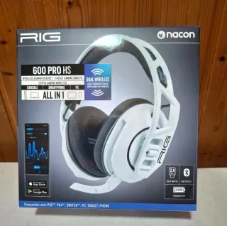 Consola PS4 500GB + Accesorios