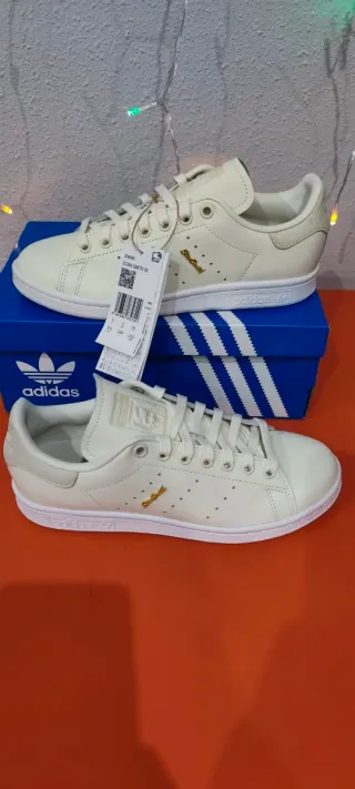 Adidas Stan Smith W Blancas y crema