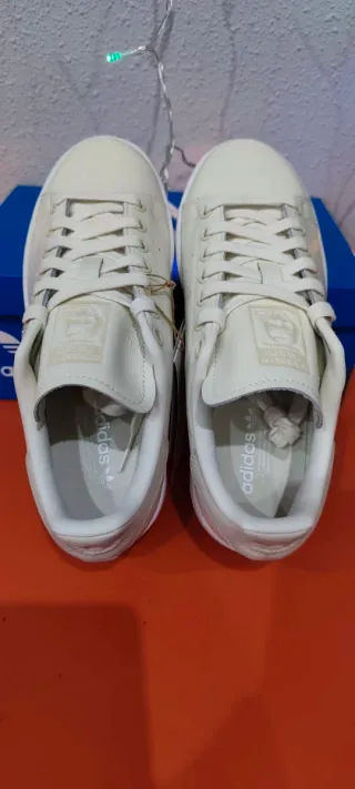 Adidas Stan Smith W Blancas y crema