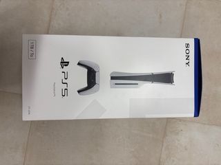 PS5 1TB disco + 2 Mandos + 4 Juegos