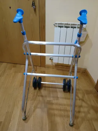 Andador Forta Air Plegable con Ruedas