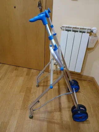 Andador Forta Air Plegable con Ruedas