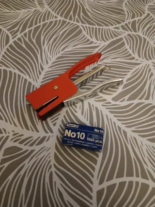 Spillatrice Rapid N.10 con scatola punti