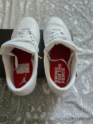 Zapatillas Jordan University Blancas