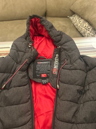 Chaqueta Norway gris con capucha