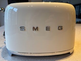 Tostadora SMEG TSF01CREU Crema