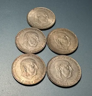 Lote 5 monedas Franco Caudillo de España 1966