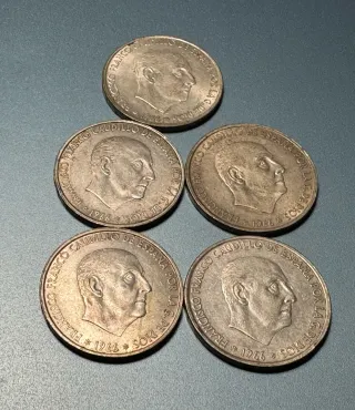 Lote 5 monedas Franco Caudillo de España 1966