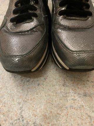 Sneakers donna argento e nere