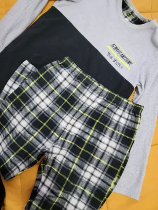 Pijama infantil gris y negro talla 11/12
