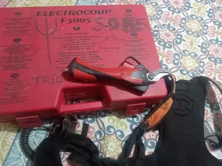 Tijera Eléctrica Electrocoup F3005
