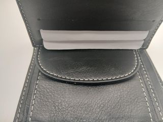 Cartera de caballero de piel negra