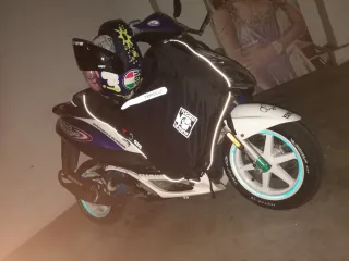 Manta Tucano para Yamaha Aerox