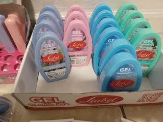 Lotto 149 cosmetici: creme, maschere viso