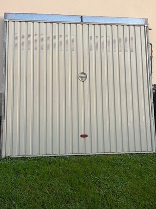 Puerta de garaje chapa laminada