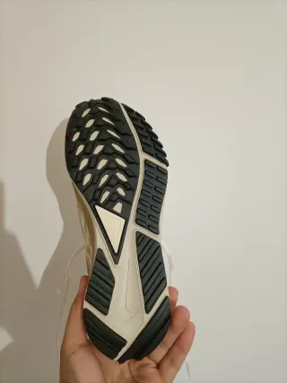 T39 Nike React Pegasus Trail 4 Beige