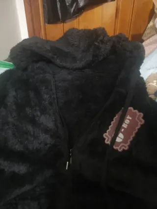 Chaqueta pelo negra talla M nueva a estrenar