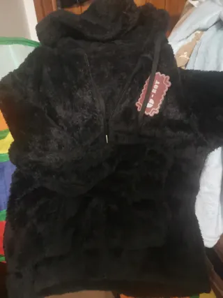 Chaqueta pelo negra talla M nueva a estrenar