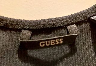 Camiseta sin mangas Guess negra