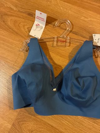 Sujetador Triumph 70E Azul Nuevo sin aros