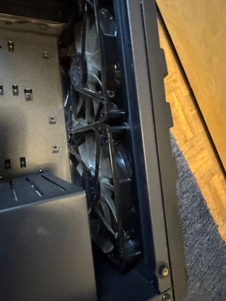 Ordenador gaming (sin tarjeta gráfica ni discos)