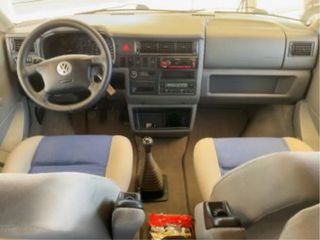 Volkswagen multivan atlantis año 2002