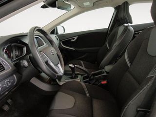 Volvo V40 Momentum