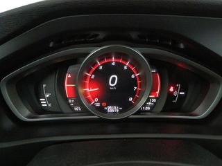 Volvo V40 Momentum