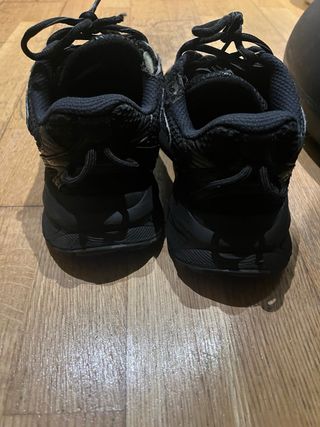 Tenis Lacoste Negros